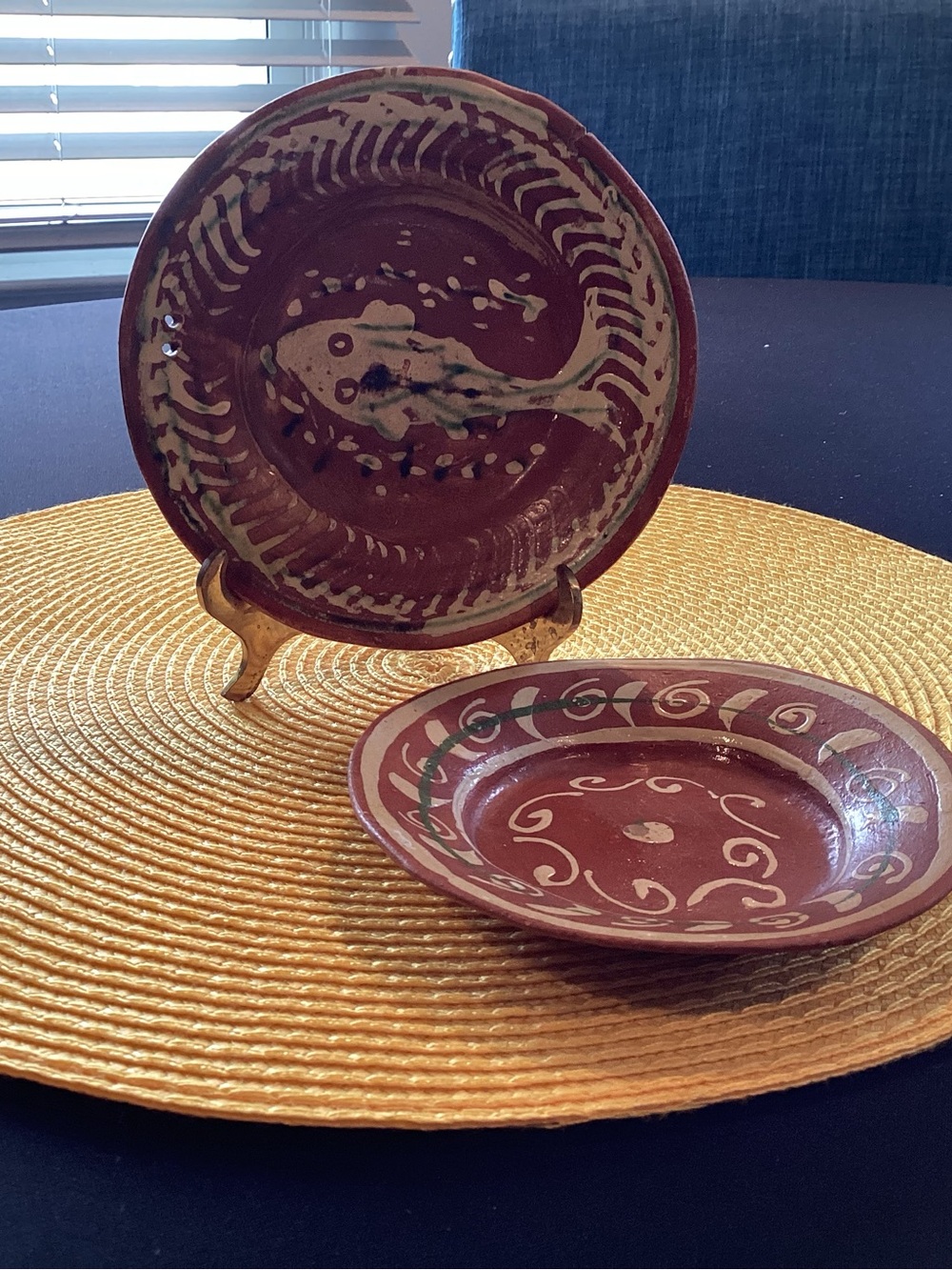Two Small Mexican Terracotta folk 6 inch decorative plates.